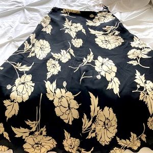 Floral Flowy Maxi Skirt. Flowers